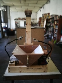 Un escáner artesano para digitalizar libros