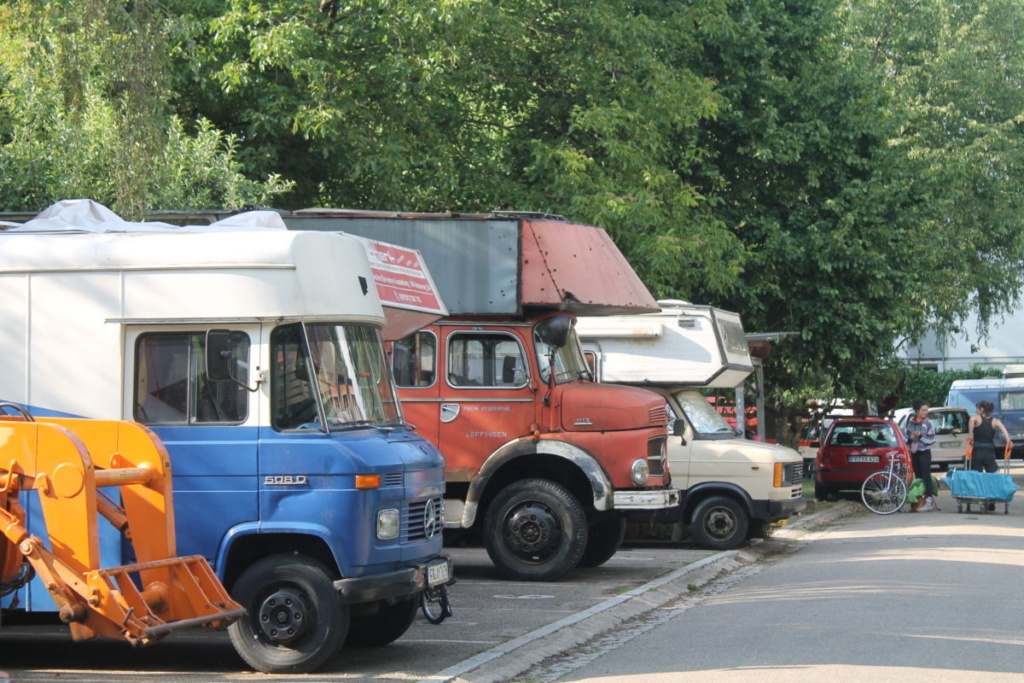 Las ya famosas camper y camionetas de SUSI utilizadas como viviendas